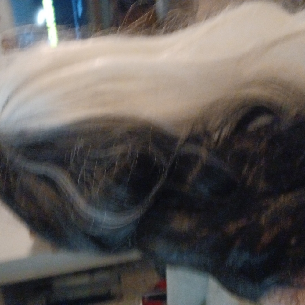 2 wig bundle - Picture 2 of 5